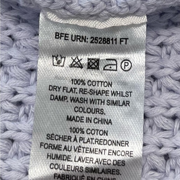 French Connection Short Sleeve Knit Crew Size M - Picture 3 of 9